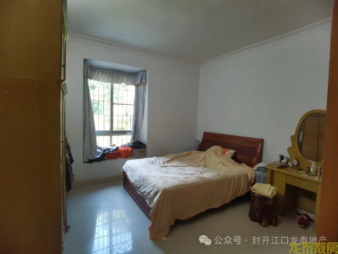 首付5万 买南校学区4房 青云居靓层