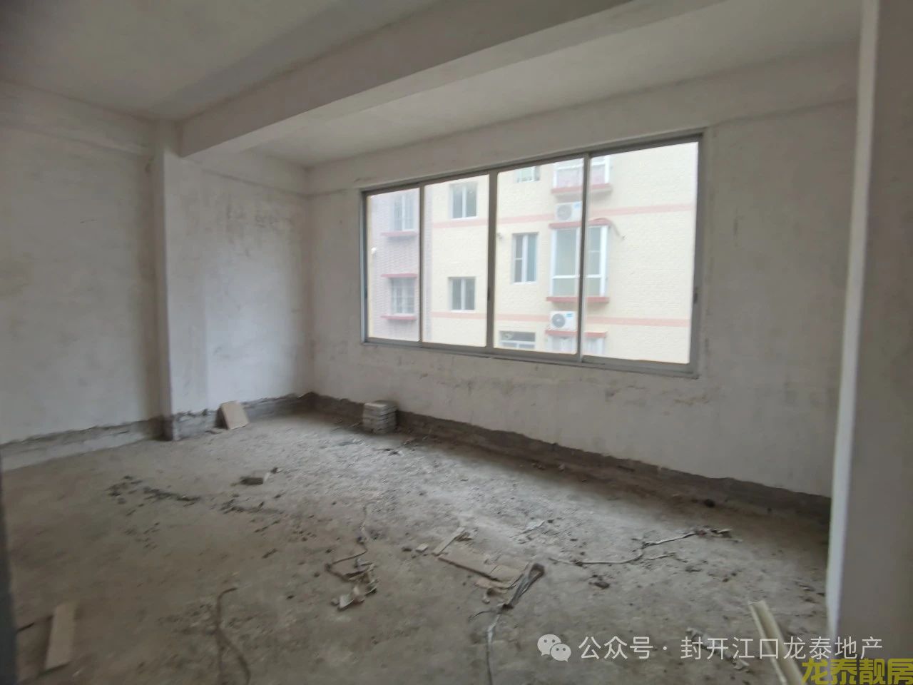 河南片区 首付20万买自建房一栋 前后停车非常方便