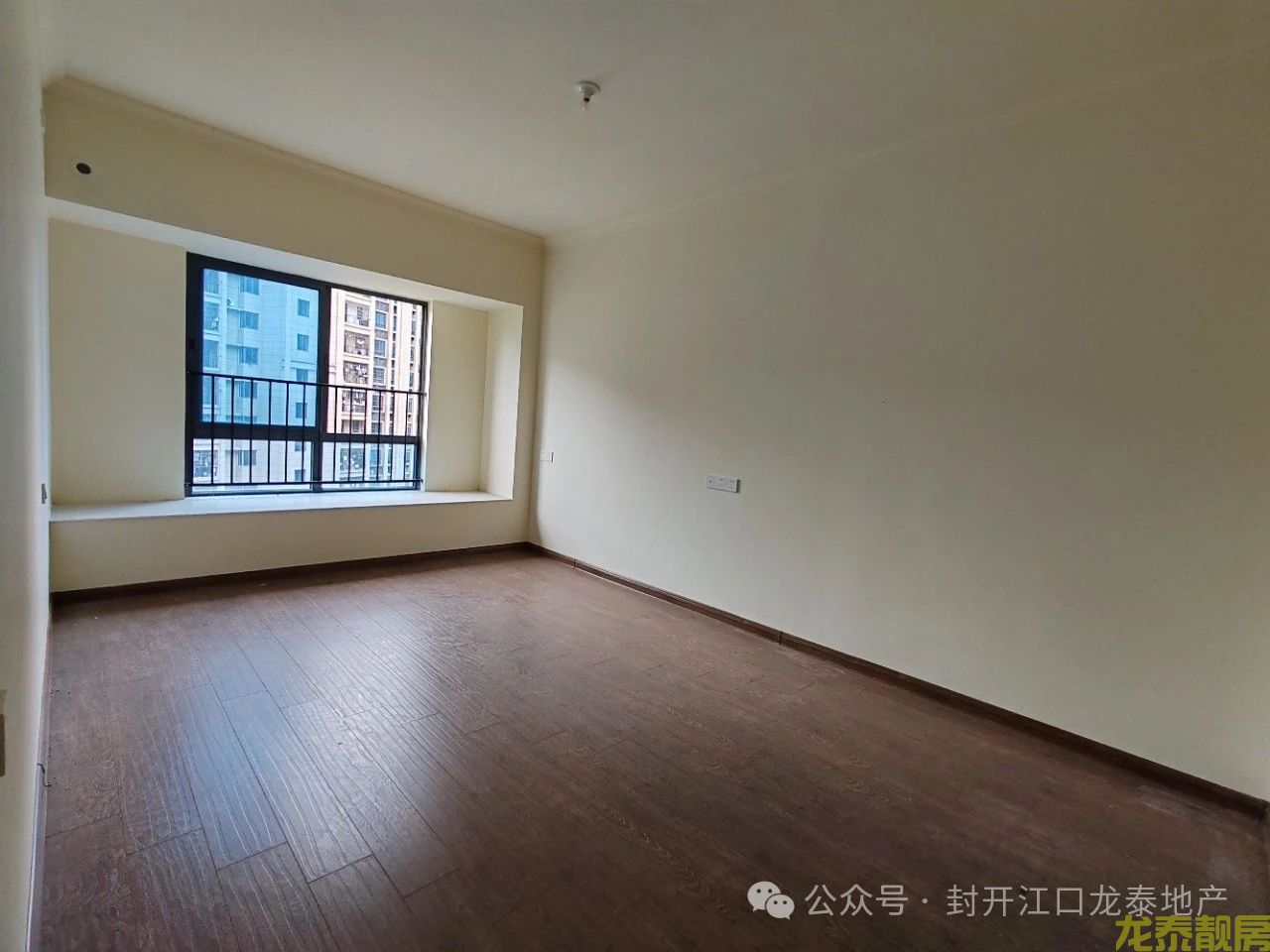 碧桂豪园一梯一户精装新房