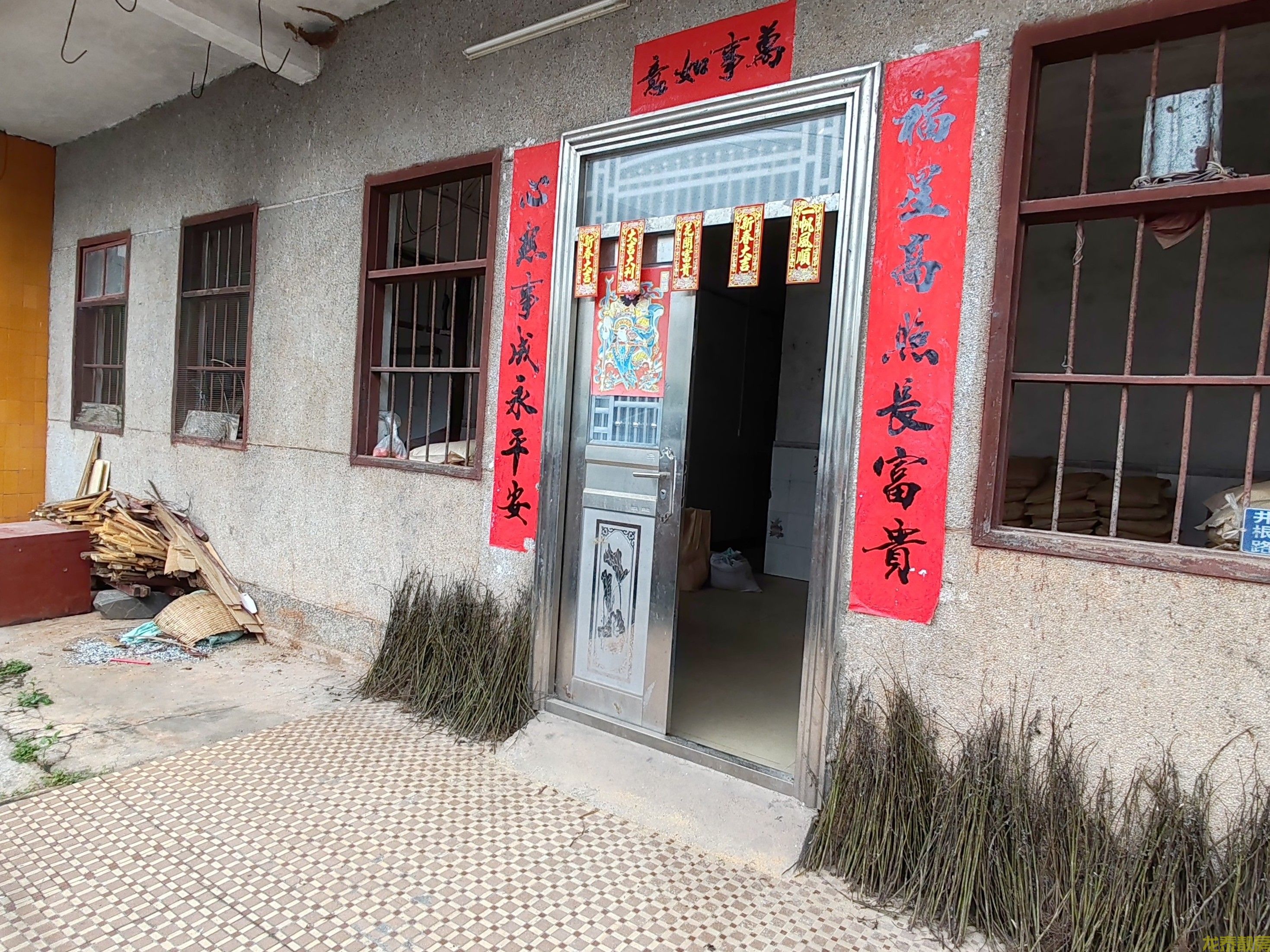 老城区三层半自建房整栋出售