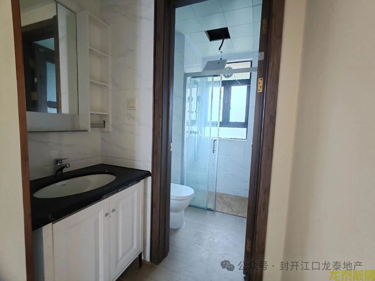 豪园一梯一户南北对流精装新房