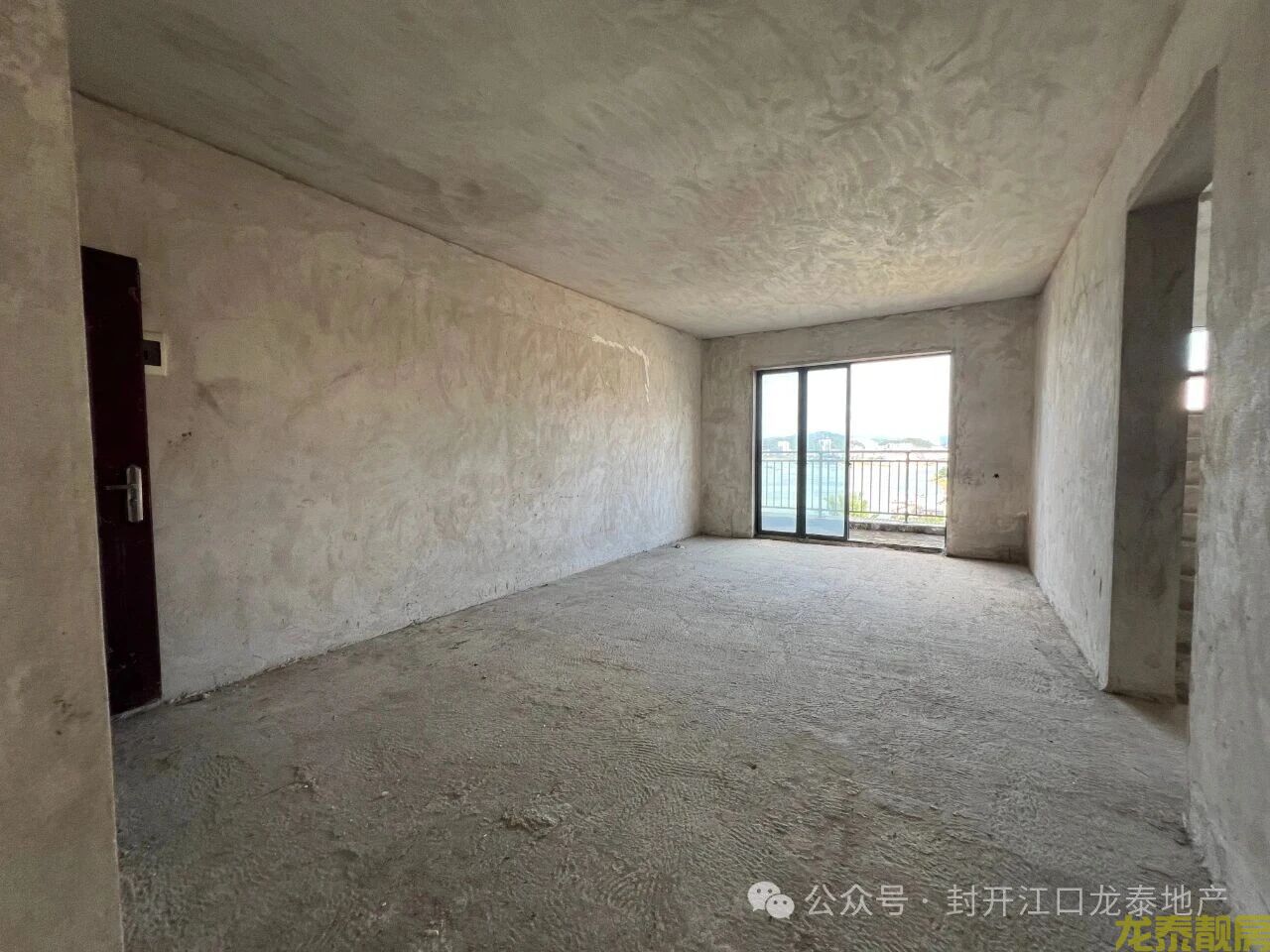 粤江花园头排江景 191平复式 可做5房 楼王户型热售